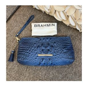 ❣️🆕Brahmin Iris Melbourne Leather Kayla Wristlet❣️